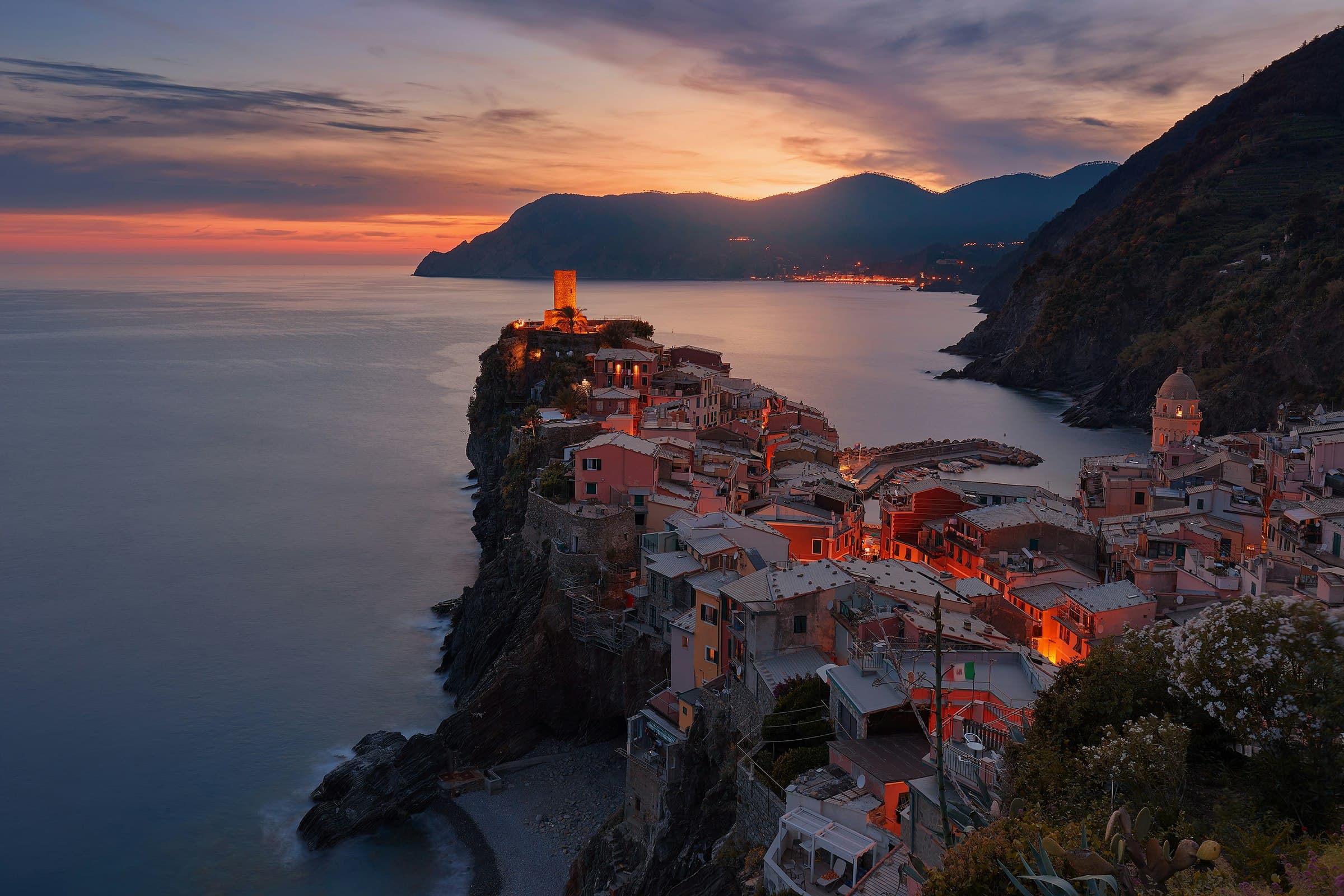 Golden hour on the Italian coast